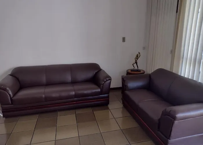 Apartamento Praia Do Forte Familiar Com Piscina