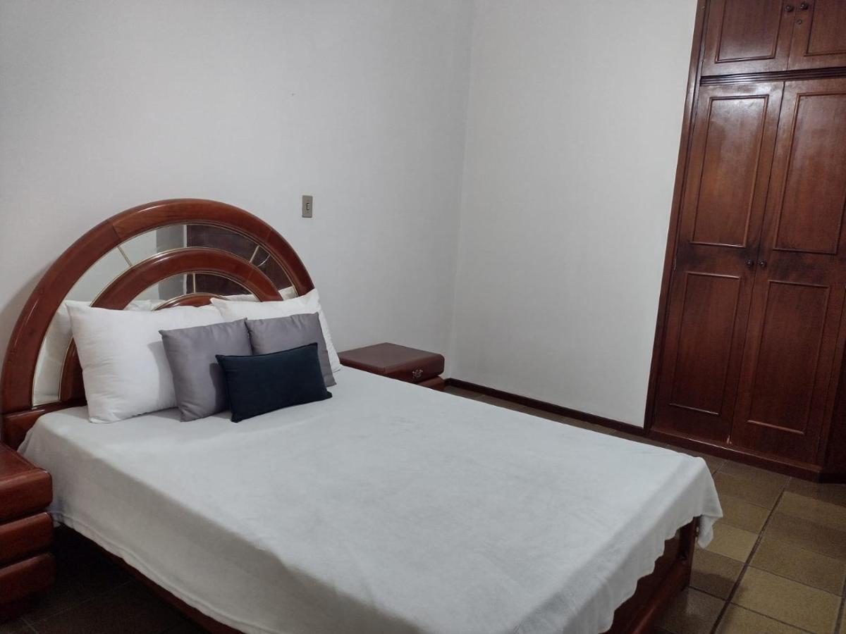 Do Familiar Com Piscina Apartment